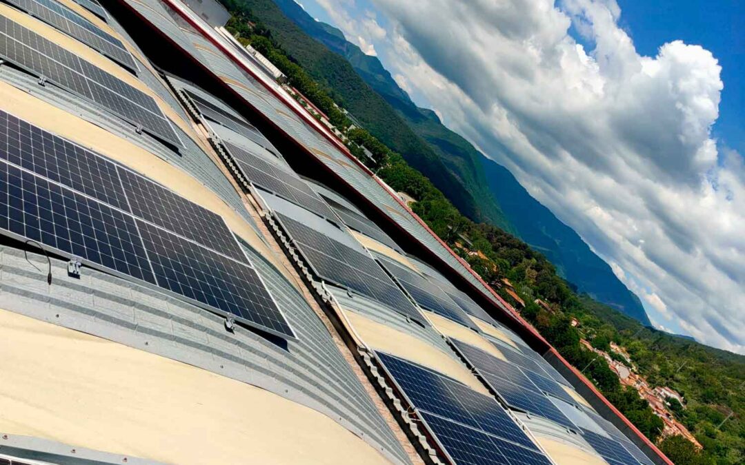 Instal·lació Solar per Taller Brillauto, Olot (Girona)
